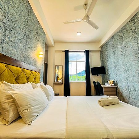 Crown Regency- Badulla Hotel Exterior photo